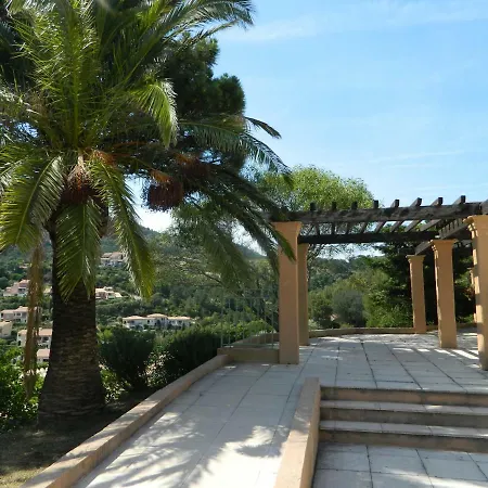 Апартаменты T2 32 M2 Golfe De Saint Tropez